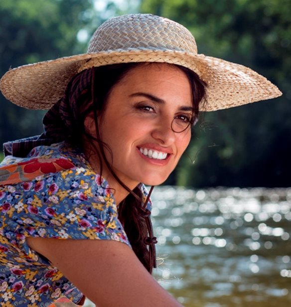 &#x39C;&#x3B9;&#x3B1; &#x3B1;&#x3BD;&#x3B1;&#x3B4;&#x3C1;&#x3BF;&#x3BC;&#x3AE; &#x3C3;&#x3C4;&#x3BF; &#x3BA;&#x3B9;&#x3BD;&#x3B7;&#x3BC;&#x3B1;&#x3C4;&#x3BF;&#x3B3;&#x3C1;&#x3B1;&#x3C6;&#x3B9;&#x3BA;&#x3CC; &#x3C3;&#x3CD;&#x3BC;&#x3C0;&#x3B1;&#x3BD; &#x3C4;&#x3BF;&#x3C5; Pedro Almod&#xF3;var