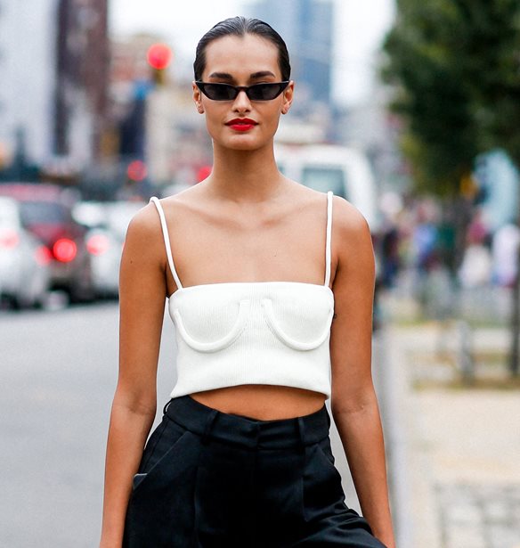 Tank top | &#x3A0;&#x3CE;&#x3C2; &#x3AD;&#x3BD;&#x3B1; basic item &#x3B3;&#x3AF;&#x3BD;&#x3B5;&#x3C4;&#x3B1;&#x3B9; &#x3BF; &#x3C0;&#x3C1;&#x3C9;&#x3C4;&#x3B1;&#x3B3;&#x3C9;&#x3BD;&#x3B9;&#x3C3;&#x3C4;&#x3AE;&#x3C2; &#x3B5;&#x3BD;&#x3CC;&#x3C2; &#x3C3;&#x3CD;&#x3B3;&#x3C7;&#x3C1;&#x3BF;&#x3BD;&#x3BF;&#x3C5; look