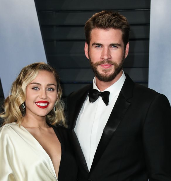 Miley Cyrus | &#x397; &#x3C3;&#x3C4;&#x3B9;&#x3B3;&#x3BC;&#x3AE; &#x3C0;&#x3BF;&#x3C5; &#x3BA;&#x3B1;&#x3C4;&#x3AC;&#x3BB;&#x3B1;&#x3B2;&#x3B5; &#x3CC;&#x3C4;&#x3B9; &#x3BF; &#x3B3;&#x3AC;&#x3BC;&#x3BF;&#x3C2; &#x3C4;&#x3B7;&#x3C2; &#x3BC;&#x3B5; &#x3C4;&#x3BF;&#x3BD; Liam Hemsworth &#x3B5;&#x3AF;&#x3C7;&#x3B5; &#x3C4;&#x3B5;&#x3BB;&#x3B5;&#x3B9;&#x3CE;&#x3C3;&#x3B5;&#x3B9;