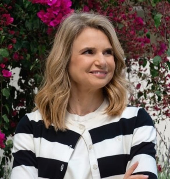 &#x39C;&#x3B9;&#x3BB;&#x3AD;&#x3BD;&#x3B1; &#x391;&#x3C0;&#x3BF;&#x3C3;&#x3C4;&#x3BF;&#x3BB;&#x3AC;&#x3BA;&#x3B7; | &#x397; &#x3B5;&#x3C0;&#x3B9;&#x3C3;&#x3C4;&#x3C1;&#x3BF;&#x3C6;&#x3AE; &#x3C3;&#x3C4;&#x3B7;&#x3BD; &#x3C0;&#x3BF;&#x3BB;&#x3B9;&#x3C4;&#x3B9;&#x3BA;&#x3AE;, &#x3C4;&#x3BF; &#x3BD;&#x3BF;&#x3BC;&#x3BF;&#x3C3;&#x3C7;&#x3AD;&#x3B4;&#x3B9;&#x3BF; &#x3B3;&#x3B9;&#x3B1; &#x3C4;&#x3B1; &#x3B6;&#x3CE;&#x3B1; &#x3C3;&#x3C5;&#x3BD;&#x3C4;&#x3C1;&#x3BF;&#x3C6;&#x3B9;&#x3AC;&#x3C2; &#x3BA;&#x3B1;&#x3B9; &#x3B7; &#x3C3;&#x3C7;&#x3AD;&#x3C3;&#x3B7; &#x3C4;&#x3B7;&#x3C2; &#x3BC;&#x3B5; &#x3C4;&#x3BF; &#x3B3;&#x3B9;&#x3BF; &#x3C4;&#x3B7;&#x3C2;