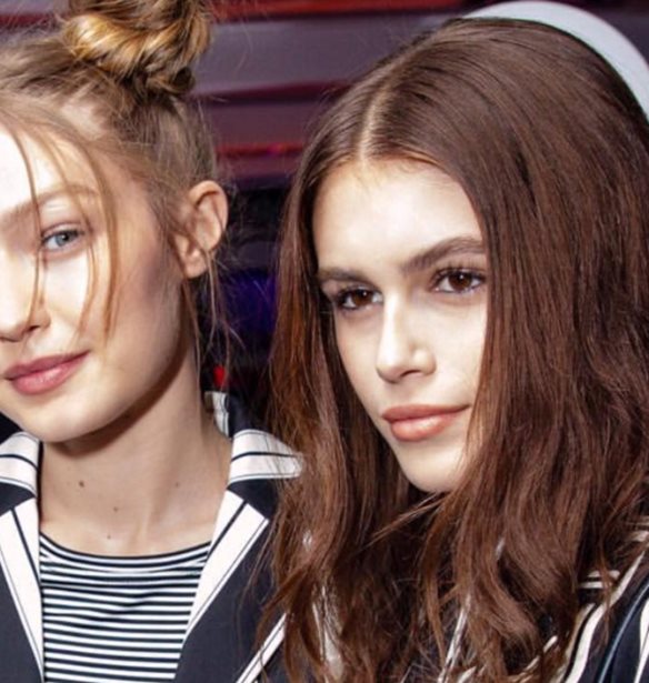 Marc Jacobs Redux Grunge | &#x38C;&#x3BB;&#x3B1; &#x3CC;&#x3C3;&#x3B1; &#x3AD;&#x3B3;&#x3B9;&#x3BD;&#x3B1;&#x3BD; &#x3C3;&#x3C4;&#x3BF; party &#x3B5;&#x3C0;&#x3B1;&#x3BD;&#x3B1;&#x3BA;&#x3C5;&#x3BA;&#x3BB;&#x3BF;&#x3C6;&#x3BF;&#x3C1;&#x3AF;&#x3B1;&#x3C2; &#x3C4;&#x3B7;&#x3C2; 90s &#x3C3;&#x3C5;&#x3BB;&#x3BB;&#x3BF;&#x3B3;&#x3AE;&#x3C2;