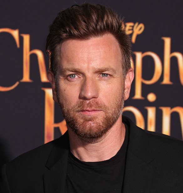 &#x39F; Ewan McGregor &#x3B8;&#x3B1; &#x3C5;&#x3C0;&#x3BF;&#x3B4;&#x3C5;&#x3B8;&#x3B5;&#x3AF; &#x3C4;&#x3BF;&#x3BD; &#x3B8;&#x3C1;&#x3C5;&#x3BB;&#x3B9;&#x3BA;&#x3CC; &#x3C3;&#x3C7;&#x3B5;&#x3B4;&#x3B9;&#x3B1;&#x3C3;&#x3C4;&#x3AE; &#x3BC;&#x3CC;&#x3B4;&#x3B1;&#x3C2;, Halston