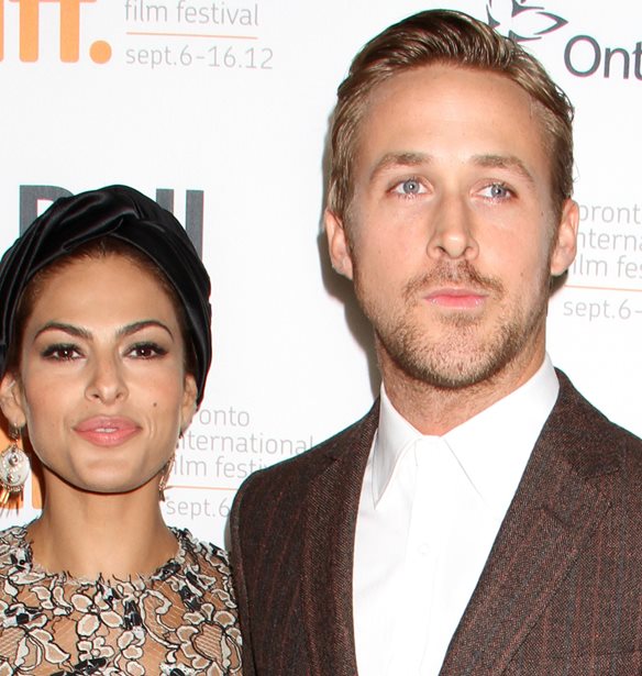 &#x39F; Ryan Gosling &#x3B1;&#x3C0;&#x3BF;&#x3BA;&#x3AC;&#x3BB;&#x3C5;&#x3C8;&#x3B5; &#x3C4;&#x3B7; &#x3C3;&#x3C4;&#x3B9;&#x3B3;&#x3BC;&#x3AE; &#x3C0;&#x3BF;&#x3C5; &#x3BA;&#x3B1;&#x3C4;&#x3AC;&#x3BB;&#x3B1;&#x3B2;&#x3B5; &#x3C0;&#x3C9;&#x3C2; &#x3AE;&#x3B8;&#x3B5;&#x3BB;&#x3B5; &#x3BD;&#x3B1; &#x3BA;&#x3AC;&#x3BD;&#x3B5;&#x3B9; &#x3C0;&#x3B1;&#x3B9;&#x3B4;&#x3B9;&#x3AC; &#x3BC;&#x3B5; &#x3C4;&#x3B7;&#x3BD; Eva Mendes