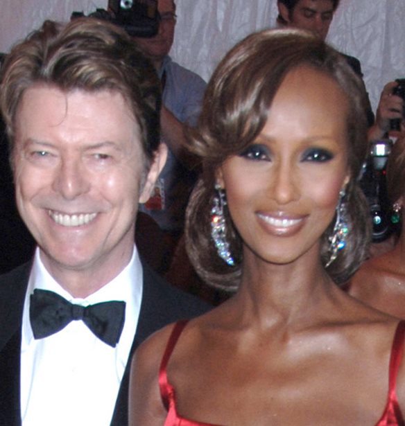 &#x397; Iman &#x3B4;&#x3B5;&#x3BD; &#x3AD;&#x3C7;&#x3B5;&#x3B9; &#x3C3;&#x3BA;&#x3BF;&#x3C0;&#x3CC; &#x3BD;&#x3B1; &#x3BE;&#x3B1;&#x3BD;&#x3B1;&#x3C0;&#x3B1;&#x3BD;&#x3C4;&#x3C1;&#x3B5;&#x3C5;&#x3C4;&#x3B5;&#x3AF; &#x3B3;&#x3B9;&#x3B1;&#x3C4;&#x3AF; &#x3C3;&#x3CD;&#x3B6;&#x3C5;&#x3B3;&#x3CC;&#x3C2; &#x3C4;&#x3B7;&#x3C2; &#x3B8;&#x3B1; &#x3B5;&#x3AF;&#x3BD;&#x3B1;&#x3B9; &#x3C0;&#x3AC;&#x3BD;&#x3C4;&#x3B1; &#x3BF; David Bowie