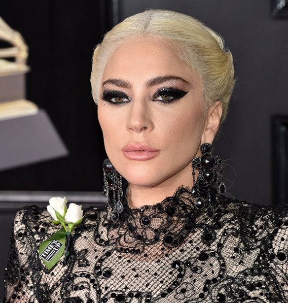 &#x397; Lady Gaga &#x3B8;&#x3B1; &#x3C5;&#x3C0;&#x3BF;&#x3B4;&#x3C5;&#x3B8;&#x3B5;&#x3AF; &#x3C4;&#x3B7; &#x3B4;&#x3BF;&#x3BB;&#x3BF;&#x3C6;&#x3CC;&#x3BD;&#x3BF; &#x3C4;&#x3BF;&#x3C5; Maurizio Gucci