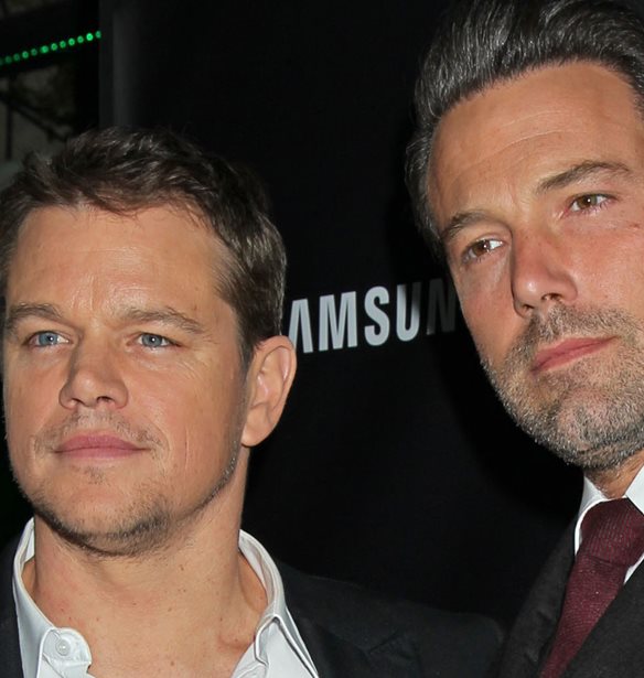 Matt Damon | &#x3A4;&#x3B9; &#x3B4;&#x3AE;&#x3BB;&#x3C9;&#x3C3;&#x3B5; &#x3B3;&#x3B9;&#x3B1; &#x3C4;&#x3B7;&#x3BD; &#x3B5;&#x3C0;&#x3B1;&#x3BD;&#x3B1;&#x3C3;&#x3CD;&#x3BD;&#x3B4;&#x3B5;&#x3C3;&#x3B7; JLo - Ben Affleck