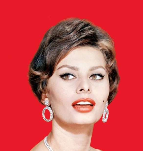 DIVA | &#x397; &#x3BD;&#x3AD;&#x3B1; high jewelry &#x3AD;&#x3BA;&#x3B8;&#x3B5;&#x3C3;&#x3B7; &#x3C3;&#x3C4;&#x3BF; &#x39C;&#x3BF;&#x3C5;&#x3C3;&#x3B5;&#x3AF;&#x3BF; &#x39A;&#x3BF;&#x3C3;&#x3BC;&#x3AE;&#x3BC;&#x3B1;&#x3C4;&#x3BF;&#x3C2; &#x397;&#x3BB;&#x3AF;&#x3B1; &#x39B;&#x3B1;&#x3BB;&#x3B1;&#x3BF;&#x3CD;&#x3BD;&#x3B7;