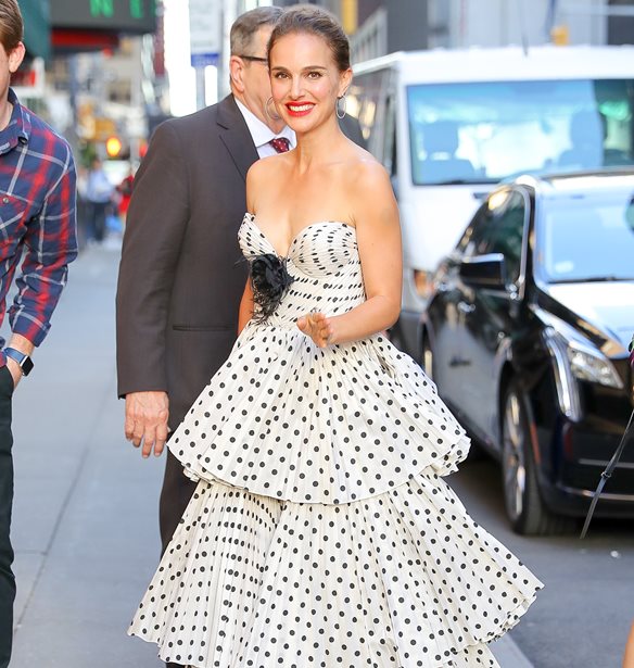 &#x391;&#x3C5;&#x3C4;&#x3AD;&#x3C2; &#x3B5;&#x3AF;&#x3BD;&#x3B1;&#x3B9; &#x3BF;&#x3B9; &#x3C0;&#x3B9;&#x3BF; stylish celebrities &#x3C4;&#x3B7;&#x3C2; &#x3B5;&#x3B2;&#x3B4;&#x3BF;&#x3BC;&#x3AC;&#x3B4;&#x3B1;&#x3C2;