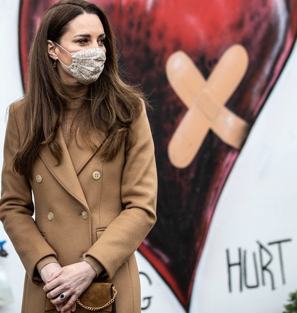 H Kate Middleton &#x3B1;&#x3C0;&#x3BF;&#x3B3;&#x3B5;&#x3AF;&#x3C9;&#x3C3;&#x3B5; &#x3C4;&#x3BF; neutral chic