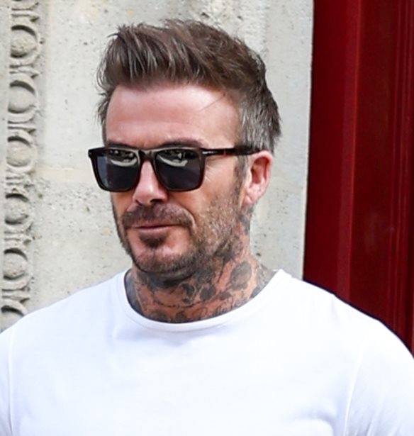&#x39F; David Beckham &#x3BA;&#x3AC;&#x3BD;&#x3B5;&#x3B9; contouring &#x3BC;&#x3B5; &#x3C4;&#x3B7; &#x3B2;&#x3BF;&#x3AE;&#x3B8;&#x3B5;&#x3B9;&#x3B1; &#x3C4;&#x3B7;&#x3C2; &#x3BA;&#x3CC;&#x3C1;&#x3B7;&#x3C2; &#x3C4;&#x3BF;&#x3C5;