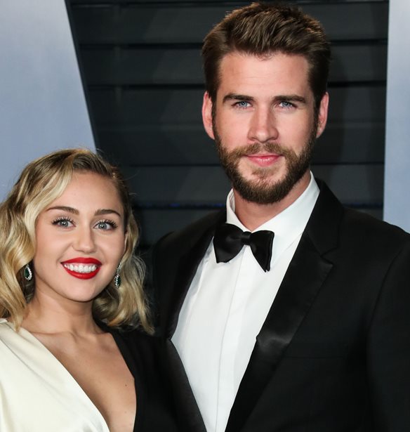&quot;&#x3A6;&#x3CD;&#x3B3;&#x3B5; &#x3B1;&#x3C0;&#x3CC; &#x3C4;&#x3B7; &#x3B6;&#x3C9;&#x3AE; &#x3BC;&#x3BF;&#x3C5;&quot; | &#x397; Miley Cyrus &#x3BE;&#x3B1;&#x3BD;&#x3B1;&#x3C7;&#x3C4;&#x3C5;&#x3C0;&#x3AC; - &#x3BC;&#x3AC;&#x3BB;&#x3BB;&#x3BF;&#x3BD; &#x3BA;&#x3B1;&#x3C4;&#x3AC; &#x3C4;&#x3BF;&#x3C5; Liam Hemsworth- &#x3BC;&#x3B5; &#x3C4;&#x3BF; &#x3BD;&#x3AD;&#x3BF; &#x3C4;&#x3B7;&#x3C2; &#x3BA;&#x3BF;&#x3BC;&#x3BC;&#x3AC;&#x3C4;&#x3B9;