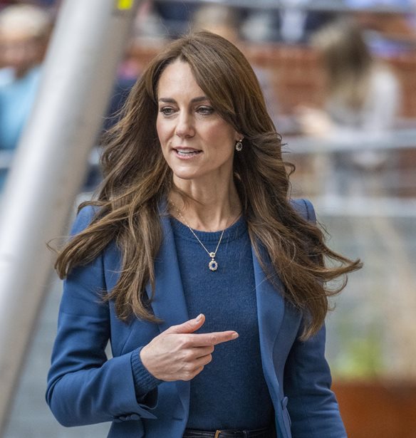 &quot;&#x397; Kate Middleton &#x3BC;&#x3C0;&#x3BF;&#x3C1;&#x3B5;&#x3AF; &#x3BD;&#x3B1; &#x3BC;&#x3B7;&#x3BD; &#x3B5;&#x3C0;&#x3B9;&#x3C3;&#x3C4;&#x3C1;&#x3AD;&#x3C8;&#x3B5;&#x3B9; &#x3C0;&#x3BF;&#x3C4;&#x3AD; &#x3C3;&#x3C4;&#x3B1; &#x3B2;&#x3B1;&#x3C3;&#x3B9;&#x3BB;&#x3B9;&#x3BA;&#x3AC; &#x3C4;&#x3B7;&#x3C2; &#x3BA;&#x3B1;&#x3B8;&#x3AE;&#x3BA;&#x3BF;&#x3BD;&#x3C4;&#x3B1;&quot;