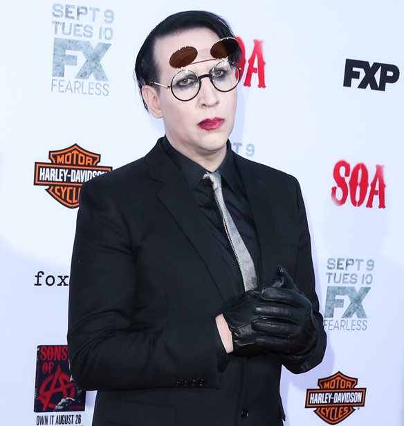 Marilyn Manson | To &#x3B4;&#x3B9;&#x3BA;&#x3B1;&#x3C3;&#x3C4;&#x3AE;&#x3C1;&#x3B9;&#x3BF; &#x3B1;&#x3C0;&#x3AD;&#x3C1;&#x3C1;&#x3B9;&#x3C8;&#x3B5; &#x3C4;&#x3B7;&#x3BD; &#x3BC;&#x3AE;&#x3BD;&#x3C5;&#x3C3;&#x3B7; &#x3B5;&#x3BD;&#x3B1;&#x3BD;&#x3C4;&#x3AF;&#x3BF;&#x3BD; &#x3C4;&#x3BF;&#x3C5; &#x3B1;&#x3C0;&#x3CC; &#x3C4;&#x3BF; &#x3BC;&#x3BF;&#x3BD;&#x3C4;&#x3AD;&#x3BB;&#x3BF; Ashley Smithline