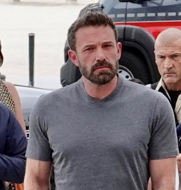 Ben Affleck | &#x397; &#x3C3;&#x3C5;&#x3BD;&#x3AE;&#x3B8;&#x3B5;&#x3B9;&#x3B1; &#x3C4;&#x3BF;&#x3C5; &#x3C0;&#x3BF;&#x3C5; &#x3B5;&#x3BD;&#x3BF;&#x3C7;&#x3BB;&#x3B5;&#x3AF; &#x3C4;&#x3CC;&#x3C3;&#x3BF; &#x3C4;&#x3B7; Jennifer Garner &#x3CC;&#x3C3;&#x3BF; &#x3BA;&#x3B1;&#x3B9; &#x3C4;&#x3B7; Jennifer Lopez