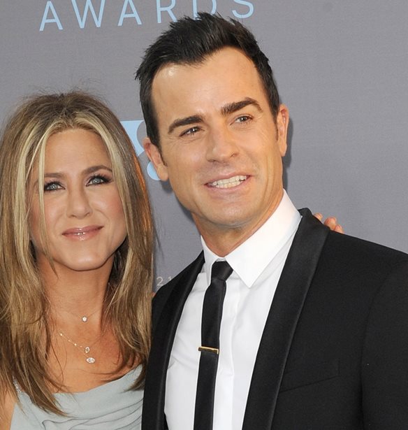 Jennifer Aniston | &#x39E;&#x3B1;&#x3BD;&#x3AC; &#x3BC;&#x3B1;&#x3B6;&#x3AF; &#x3BC;&#x3B5; &#x3C4;&#x3BF;&#x3BD; Justin Theroux; &#x39F;&#x3B9; &#x3BD;&#x3AD;&#x3B5;&#x3C2; &#x3BA;&#x3BF;&#x3B9;&#x3BD;&#x3AD;&#x3C2; &#x3C4;&#x3BF;&#x3C5;&#x3C2; &#x3C6;&#x3C9;&#x3C4;&#x3BF;&#x3B3;&#x3C1;&#x3B1;&#x3C6;&#x3AF;&#x3B5;&#x3C2; &#x3C3;&#x3C4;&#x3B7; &#x39D;&#x3AD;&#x3B1; &#x3A5;&#x3CC;&#x3C1;&#x3BA;&#x3B7;