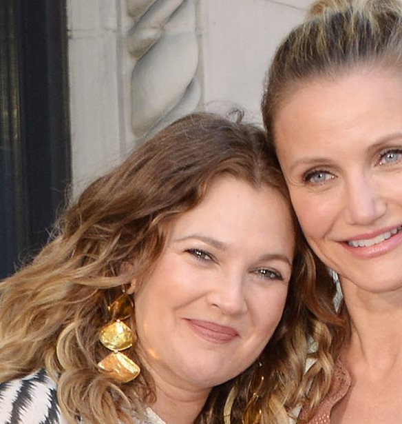 Drew Barrymore - Cameron Diaz | &#x397; &#x3BA;&#x3BF;&#x3B9;&#x3BD;&#x3AE; &#x3C4;&#x3BF;&#x3C5;&#x3C2; &#x3C6;&#x3C9;&#x3C4;&#x3BF;&#x3B3;&#x3C1;&#x3B1;&#x3C6;&#x3AF;&#x3B1; &#x3C7;&#x3C9;&#x3C1;&#x3AF;&#x3C2; &#x3C6;&#x3AF;&#x3BB;&#x3C4;&#x3C1;&#x3BF; &#x3C0;&#x3BF;&#x3C5; &#x3BA;&#x3AD;&#x3C1;&#x3B4;&#x3B9;&#x3C3;&#x3B5; &#x3C4;&#x3B7;&#x3BD; &#x3B5;&#x3BA;&#x3C4;&#x3AF;&#x3BC;&#x3B7;&#x3C3;&#x3B7; &#x3C4;&#x3BF;&#x3C5; &#x3BA;&#x3BF;&#x3B9;&#x3BD;&#x3BF;&#x3CD;