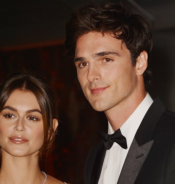 &#x391;&#x3BA;&#x3CC;&#x3BC;&#x3B7; &#x3AD;&#x3BD;&#x3B1;&#x3C2; celebrity &#x3C7;&#x3C9;&#x3C1;&#x3B9;&#x3C3;&#x3BC;&#x3CC;&#x3C2; | &#x3A4;&#x3AF;&#x3C4;&#x3BB;&#x3BF;&#x3B9; &#x3C4;&#x3AD;&#x3BB;&#x3BF;&#x3C5;&#x3C2; &#x3B3;&#x3B9;&#x3B1; Kaia Gerber &#x3BA;&#x3B1;&#x3B9; Jacob Elordi