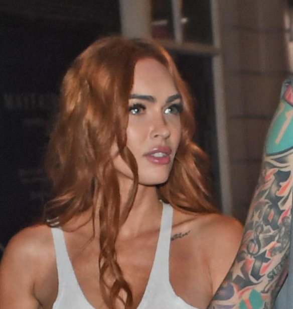 H Megan Fox &#x3C0;&#x3C1;&#x3CC;&#x3C3;&#x3B8;&#x3B5;&#x3C3;&#x3B5; 19 &#x3BC;&#x3B9;&#x3BA;&#x3C1;&#x3AC; &#x3C4;&#x3B1;&#x3C4;&#x3BF;&#x3C5;&#x3AC;&#x3B6; &#x3C3;&#x3C4;&#x3BF; &#x3C3;&#x3CE;&#x3BC;&#x3B1; &#x3C4;&#x3B7;&#x3C2;