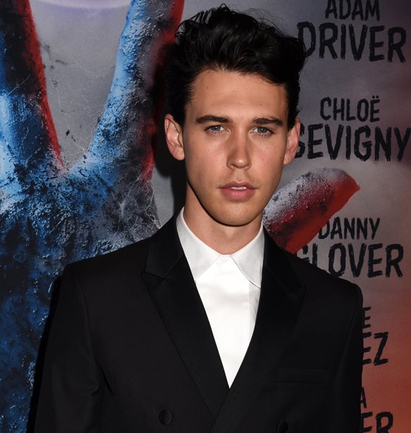 &#x39F; Austin Butler, &#x3AD;&#x3BD;&#x3B1; &#x3C7;&#x3C1;&#x3CC;&#x3BD;&#x3BF; &#x3BC;&#x3B5;&#x3C4;&#x3AC; &#x3C4;&#x3B1; &#x3B3;&#x3C5;&#x3C1;&#x3AF;&#x3C3;&#x3BC;&#x3B1;&#x3C4;&#x3B1; &#x3C4;&#x3B7;&#x3C2; &#x3C4;&#x3B1;&#x3B9;&#x3BD;&#x3AF;&#x3B1;&#x3C2; &#x2018;Elvis&#x2019;, &#x3B5;&#x3BE;&#x3B1;&#x3BA;&#x3BF;&#x3BB;&#x3BF;&#x3C5;&#x3B8;&#x3B5;&#x3AF; &#x3BD;&#x3B1; &#x3BC;&#x3B9;&#x3BB;&#x3AC;&#x3B5;&#x3B9; &#x3CC;&#x3C0;&#x3C9;&#x3C2; &#x3BF; &#x3B2;&#x3B1;&#x3C3;&#x3B9;&#x3BB;&#x3B9;&#x3AC;&#x3C2; &#x3C4;&#x3B7;&#x3C2; &#x3C1;&#x3BF;&#x3BA; &#x3B5;&#x3BD; &#x3C1;&#x3BF;&#x3BB;