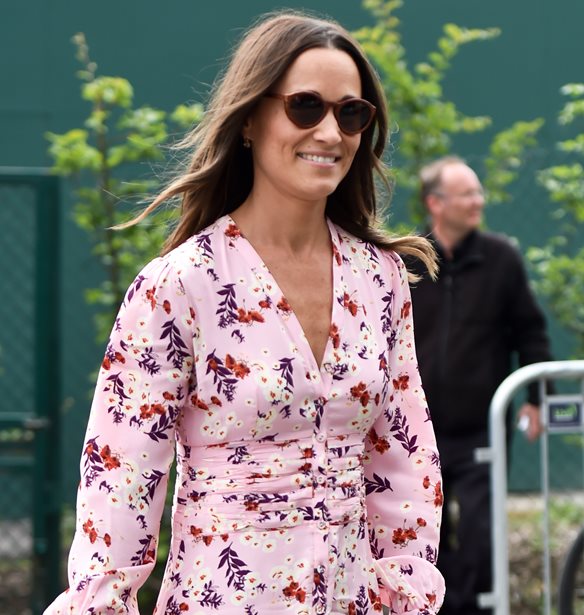 Pippa Middleton: &#x39C;&#x3B5; &#x3B4;&#x3CD;&#x3BF; &#x3BA;&#x3B1;&#x3BB;&#x3BF;&#x3BA;&#x3B1;&#x3B9;&#x3C1;&#x3B9;&#x3BD;&#x3AC; &#x3C6;&#x3BF;&#x3C1;&#x3AD;&#x3BC;&#x3B1;&#x3C4;&#x3B1; &#x3C0;&#x3BF;&#x3C5; &#x3BB;&#x3B1;&#x3C4;&#x3C1;&#x3AD;&#x3C8;&#x3B1;&#x3BC;&#x3B5;