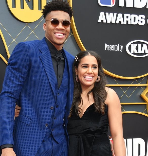 Mariah Riddlesprigger | &#x397; &#x3C3;&#x3CD;&#x3BD;&#x3C4;&#x3C1;&#x3BF;&#x3C6;&#x3BF;&#x3C2; &#x3C4;&#x3BF;&#x3C5; &#x393;&#x3B9;&#x3AC;&#x3BD;&#x3BD;&#x3B7; &#x391;&#x3BD;&#x3C4;&#x3B5;&#x3C4;&#x3BF;&#x3BA;&#x3BF;&#x3CD;&#x3BD;&#x3BC;&#x3C0;&#x3BF; &#x3BC;&#x3B9;&#x3BB;&#x3AC;&#x3B5;&#x3B9; &#x3B3;&#x3B9;&#x3B1; &#x3C4;&#x3BF; &#x3C3;&#x3CE;&#x3BC;&#x3B1; &#x3C4;&#x3B7;&#x3C2; &#x3BC;&#x3B5;&#x3C4;&#x3AC; &#x3B1;&#x3C0;&#x3CC; &#x3C4;&#x3B9;&#x3C2; &#x3B4;&#x3B9;&#x3B1;&#x3B4;&#x3BF;&#x3C7;&#x3B9;&#x3BA;&#x3AD;&#x3C2; &#x3B5;&#x3B3;&#x3BA;&#x3C5;&#x3BC;&#x3BF;&#x3C3;&#x3CD;&#x3BD;&#x3B5;&#x3C2;