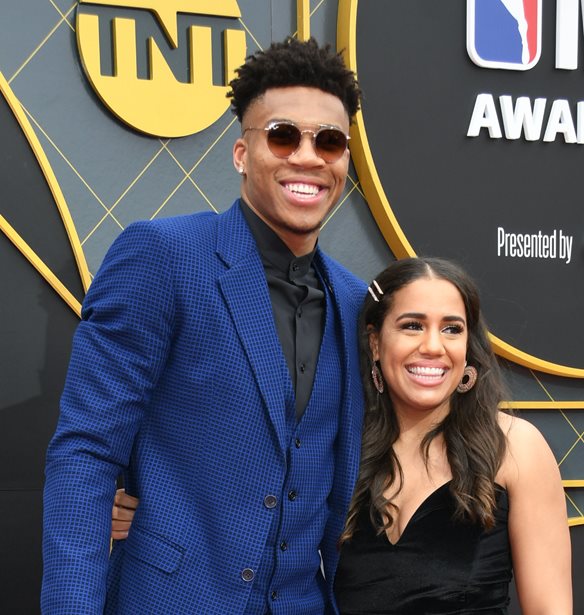 &#x393;&#x3B9;&#x3AC;&#x3BD;&#x3BD;&#x3B7;&#x3C2; &#x391;&#x3BD;&#x3C4;&#x3B5;&#x3C4;&#x3BF;&#x3BA;&#x3BF;&#x3CD;&#x3BD;&#x3BC;&#x3C0;&#x3BF; | &#x397; &#x3C1;&#x3BF;&#x3BC;&#x3B1;&#x3BD;&#x3C4;&#x3B9;&#x3BA;&#x3AE; &#x3B1;&#x3BD;&#x3AC;&#x3C1;&#x3C4;&#x3B7;&#x3C3;&#x3B7; &#x3B3;&#x3B9;&#x3B1; &#x3C4;&#x3B7;&#x3BD; &#x3C3;&#x3CD;&#x3B6;&#x3C5;&#x3B3;&#x3CC; &#x3C4;&#x3BF;&#x3C5;, Mariah Riddlesprigger