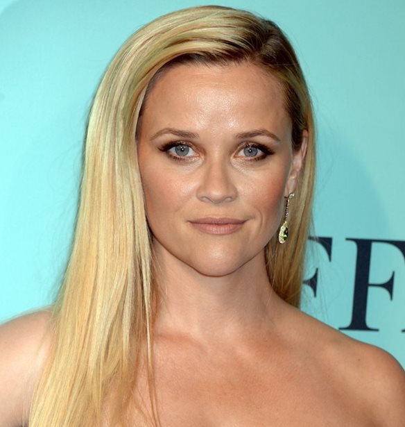 Reese Witherspoon: &quot;&#x39F;&#x3B9; &#x3B3;&#x3C5;&#x3BD;&#x3B1;&#x3AF;&#x3BA;&#x3B5;&#x3C2; &#x3B4;&#x3B5;&#x3BD; &#x3B5;&#x3AF;&#x3BC;&#x3B1;&#x3C3;&#x3C4;&#x3B5; &#x3BC;&#x3CC;&#x3BD;&#x3BF; &#x3C3;&#x3CD;&#x3B6;&#x3C5;&#x3B3;&#x3BF;&#x3B9; &#x3BA;&#x3B1;&#x3B9; &#x3B5;&#x3C1;&#x3C9;&#x3BC;&#x3AD;&#x3BD;&#x3B5;&#x3C2;&quot;