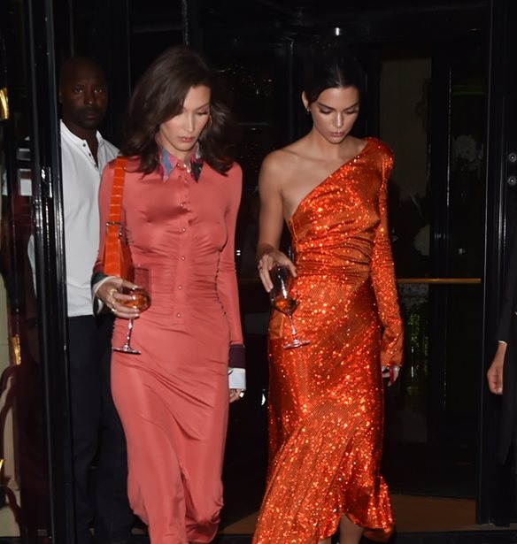 &#x3A0;&#x3BF;&#x3CD; &#x3B5;&#x3BD;&#x3C4;&#x3CC;&#x3C0;&#x3B9;&#x3C3;&#x3B5; &#x3BF; &#x3C6;&#x3C9;&#x3C4;&#x3BF;&#x3B3;&#x3C1;&#x3B1;&#x3C6;&#x3B9;&#x3BA;&#x3CC;&#x3C2; &#x3C6;&#x3B1;&#x3BA;&#x3CC;&#x3C2; Bella Hadid &#x3BA;&#x3B1;&#x3B9; Kendall Jenner;