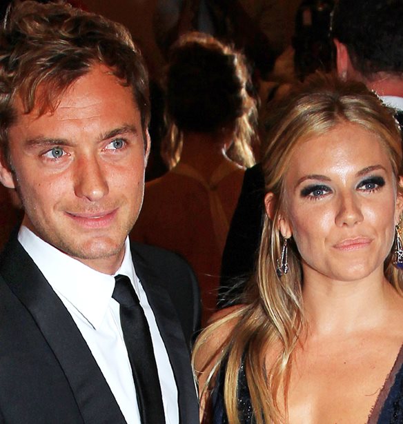 &#x397; Sienna Miller &#x3AD;&#x3C1;&#x3C7;&#x3B5;&#x3C4;&#x3B1;&#x3B9; &#x3B1;&#x3BD;&#x3C4;&#x3B9;&#x3BC;&#x3AD;&#x3C4;&#x3C9;&#x3C0;&#x3B7; &#x3BC;&#x3B5; &#x3C4;&#x3BF; &#x3C0;&#x3B1;&#x3C1;&#x3B5;&#x3BB;&#x3B8;&#x3CC;&#x3BD; &#x3C4;&#x3B7;&#x3C2; &#x3BA;&#x3B1;&#x3B9; &#x3C4;&#x3B7;&#x3BD; &#x3C0;&#x3B1;&#x3BB;&#x3B9;&#x3AC; &#x3B1;&#x3C0;&#x3B9;&#x3C3;&#x3C4;&#x3AF;&#x3B1; &#x3C4;&#x3BF;&#x3C5; Jude Law 17 &#x3C7;&#x3C1;&#x3CC;&#x3BD;&#x3B9;&#x3B1; &#x3BC;&#x3B5;&#x3C4;&#x3AC;