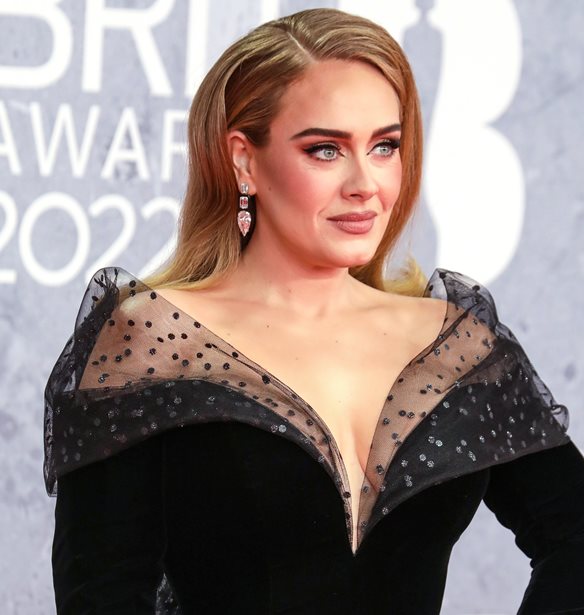 Adele | &#x3A4;&#x3BF; viral &#x3B2;&#x3AF;&#x3BD;&#x3C4;&#x3B5;&#x3BF; &#x3B1;&#x3C0;&#x3CC; &#x3C4;&#x3B7; &#x3C3;&#x3C5;&#x3BD;&#x3B1;&#x3C5;&#x3BB;&#x3AF;&#x3B1; &#x3C4;&#x3B7;&#x3C2; &#x3C3;&#x3C4;&#x3BF; &#x39B;&#x3B1;&#x3C2; &#x392;&#x3AD;&#x3B3;&#x3BA;&#x3B1;&#x3C2; &#x3C0;&#x3BF;&#x3C5; &#x3C4;&#x3B7; &#x3B4;&#x3B5;&#x3AF;&#x3C7;&#x3BD;&#x3B5;&#x3B9; &#x3BD;&#x3B1; &#x3B5;&#x3BE;&#x3B1;&#x3C6;&#x3B1;&#x3BD;&#x3AF;&#x3B6;&#x3B5;&#x3C4;&#x3B1;&#x3B9; &#x3B1;&#x3C0;&#x3CC; &#x3C4;&#x3B7; &#x3C3;&#x3BA;&#x3B7;&#x3BD;&#x3AE;