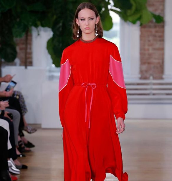 Valentino Resort 2018: Δες τις ωραιότερες φωτογραφίες από το χτεσινό show