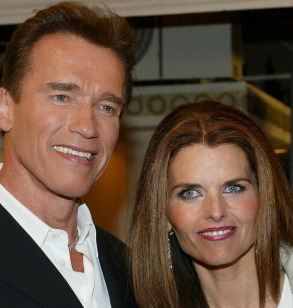 &#x39F; Arnold Schwarzenegger &#x3BA;&#x3B1;&#x3B9; &#x3B7; Maria Shriver &#x3B5;&#x3C0;&#x3B9;&#x3C3;&#x3B7;&#x3BC;&#x3BF;&#x3C0;&#x3BF;&#x3B9;&#x3BF;&#x3CD;&#x3BD; &#x3C4;&#x3BF; &#x3B4;&#x3B9;&#x3B1;&#x3B6;&#x3CD;&#x3B3;&#x3B9;&#x3CC; &#x3C4;&#x3BF;&#x3C5;&#x3C2; 10 &#x3C7;&#x3C1;&#x3CC;&#x3BD;&#x3B9;&#x3B1; &#x3BC;&#x3B5;&#x3C4;&#x3AC; &#x3C4;&#x3BF;&#x3BD; &#x3C7;&#x3C9;&#x3C1;&#x3B9;&#x3C3;&#x3BC;&#x3CC; &#x3C4;&#x3BF;&#x3C5;&#x3C2;