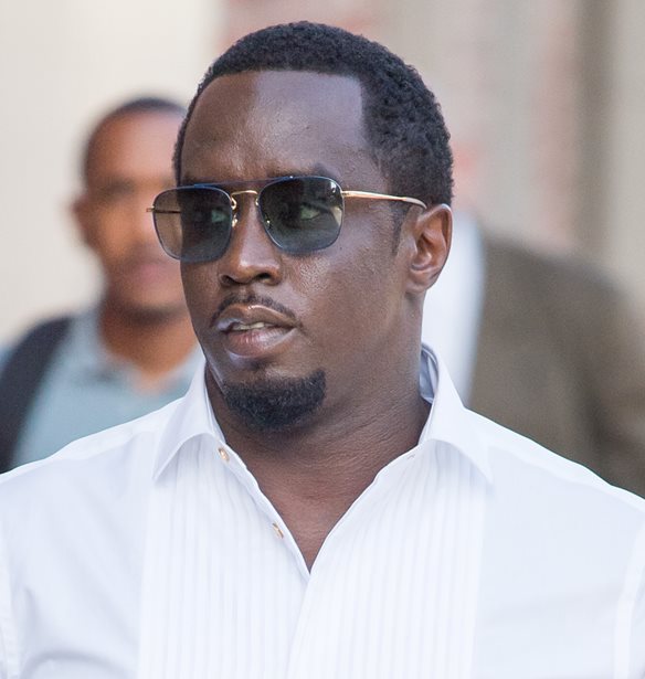 Martin Bashir | &#x3A4;&#x3BF; &#x3B5;&#x3C0;&#x3CC;&#x3BC;&#x3B5;&#x3BD;&#x3BF; &quot;&#x3B8;&#x3CD;&#x3BC;&#x3B1;&quot; &#x3C4;&#x3BF;&#x3C5; &#x3B4;&#x3B7;&#x3BC;&#x3BF;&#x3C3;&#x3B9;&#x3BF;&#x3B3;&#x3C1;&#x3AC;&#x3C6;&#x3BF;&#x3C5; &#x3B8;&#x3B1; &#x3AE;&#x3C4;&#x3B1;&#x3BD; &#x3BF; Diddy