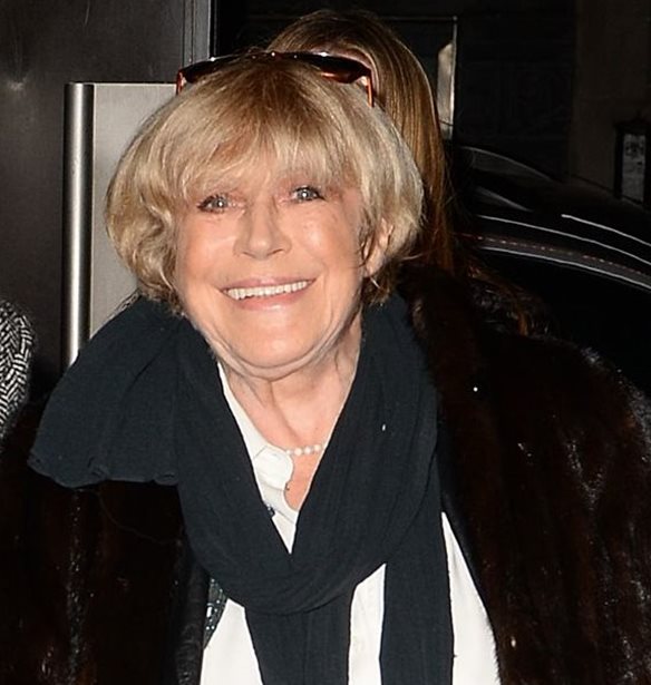 &#x395;&#x3BE;&#x3B9;&#x3C4;&#x3AE;&#x3C1;&#x3B9;&#x3BF; &#x3B1;&#x3C0;&#x3CC; &#x3C4;&#x3BF; &#x3BD;&#x3BF;&#x3C3;&#x3BF;&#x3BA;&#x3BF;&#x3BC;&#x3B5;&#x3AF;&#x3BF; &#x3C0;&#x3AE;&#x3C1;&#x3B5; &#x3B7; Marianne Faithfull