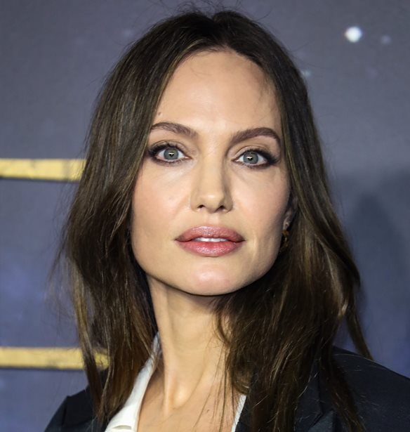 Angelina Jolie | &#x39F;&#x3B9; &#x3C3;&#x3C5;&#x3B3;&#x3BA;&#x3BB;&#x3BF;&#x3BD;&#x3B9;&#x3C3;&#x3C4;&#x3B9;&#x3BA;&#x3AD;&#x3C2; &#x3C6;&#x3C9;&#x3C4;&#x3BF;&#x3B3;&#x3C1;&#x3B1;&#x3C6;&#x3AF;&#x3B5;&#x3C2; &#x3C4;&#x3B7;&#x3C2; &#x3B1;&#x3C0;&#x3CC; &#x3C4;&#x3BF; &#x3B2;&#x3CC;&#x3C1;&#x3B5;&#x3B9;&#x3BF; &#x399;&#x3C1;&#x3AC;&#x3BA;