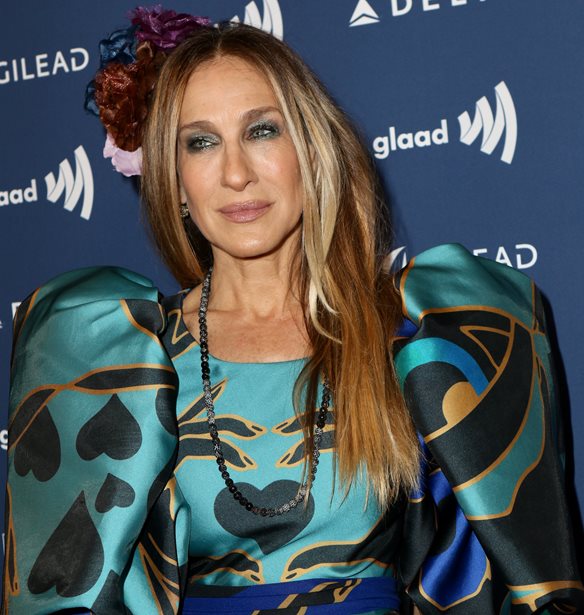 &#x397; Sarah Jessica Parker &#x3B5;&#x3BD;&#x3C4;&#x3C5;&#x3C0;&#x3C9;&#x3C3;&#x3AF;&#x3B1;&#x3C3;&#x3B5; &#x3BE;&#x3B1;&#x3BD;&#x3AC; &#x3BC;&#x3B5; &#x3AD;&#x3BD;&#x3B1; &#x3BC;&#x3BF;&#x3BD;&#x3B1;&#x3B4;&#x3B9;&#x3BA;&#x3CC; &#x3C6;&#x3CC;&#x3C1;&#x3B5;&#x3BC;&#x3B1;