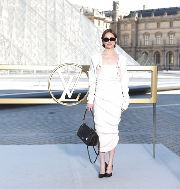 Louis Vuitton SS26 | &#x39F;&#x3B9; &#x3B4;&#x3B9;&#x3AC;&#x3C3;&#x3B7;&#x3BC;&#x3BF;&#x3B9; &#x3C0;&#x3BF;&#x3C5; &#x3B2;&#x3C1;&#x3AD;&#x3B8;&#x3B7;&#x3BA;&#x3B1;&#x3BD; &#x3C3;&#x3C4;&#x3BF; show &#x3C4;&#x3BF;&#x3C5; &#x3BF;&#x3AF;&#x3BA;&#x3BF;&#x3C5; &#x3C3;&#x3C4;&#x3BF; &#x39B;&#x3BF;&#x3CD;&#x3B2;&#x3C1;&#x3BF;