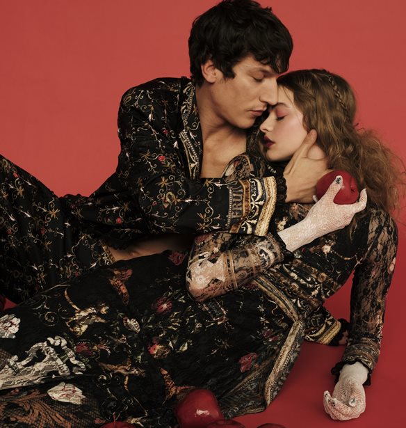 "Temptation" | H Valentine’s capsule της Peace &amp; Chaos εκφράζει την αγάπη ως πράξη ελευθερίας