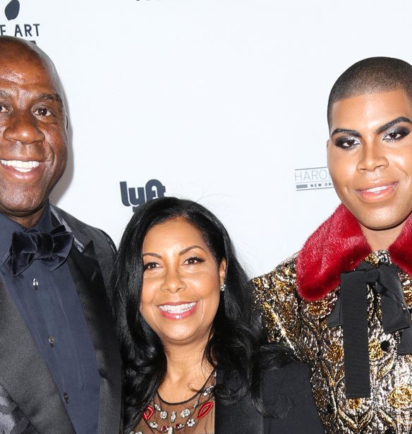 &quot;&#x39F; &#x3B3;&#x3B9;&#x3BF;&#x3C2; &#x3BC;&#x3BF;&#x3C5; &#x3BC;&#x3B5; &#x3AC;&#x3BB;&#x3BB;&#x3B1;&#x3BE;&#x3B5;&quot; | &#x3A0;&#x3CE;&#x3C2; &#x3BF; Magic Johnson &#x3B1;&#x3C0;&#x3BF;&#x3B4;&#x3AD;&#x3C7;&#x3B8;&#x3B7;&#x3BA;&#x3B5; &#x3C4;&#x3B7; &#x3C3;&#x3B5;&#x3BE;&#x3BF;&#x3C5;&#x3B1;&#x3BB;&#x3B9;&#x3BA;&#x3CC;&#x3C4;&#x3B7;&#x3C4;&#x3B1; &#x3C4;&#x3BF;&#x3C5; EJ