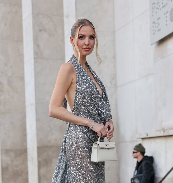 Οι must-know συμβουλές μόδας για να ντυθείς κομψά σε κάθε χριστουγεννιάτικη περίσταση