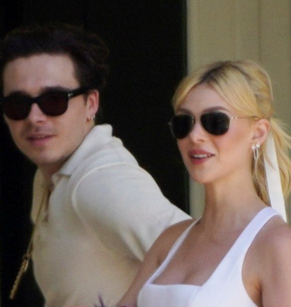 Brooklyn Beckham - Nicola Peltz | &#x39F;&#x3B9; &#x3C6;&#x3C9;&#x3C4;&#x3BF;&#x3B3;&#x3C1;&#x3B1;&#x3C6;&#x3AF;&#x3B5;&#x3C2; &#x3C4;&#x3BF;&#x3C5; &#x3BD;&#x3C5;&#x3C6;&#x3B9;&#x3BA;&#x3BF;&#x3CD;, &#x3B7; &#x3B1;&#x3BB;&#x3BB;&#x3B1;&#x3B3;&#x3AE; &#x3C4;&#x3BF;&#x3C5; &#x3BF;&#x3BD;&#x3CC;&#x3BC;&#x3B1;&#x3C4;&#x3BF;&#x3C2; &#x3C4;&#x3BF;&#x3C5; &#x3B3;&#x3B1;&#x3BC;&#x3C0;&#x3C1;&#x3BF;&#x3CD; &#x3BA;&#x3B1;&#x3B9; &#x3C4;&#x3BF; &#x3BA;&#x3C5;&#x3C1;&#x3B9;&#x3B1;&#x3BA;&#x3AC;&#x3C4;&#x3B9;&#x3BA;&#x3BF; brunch