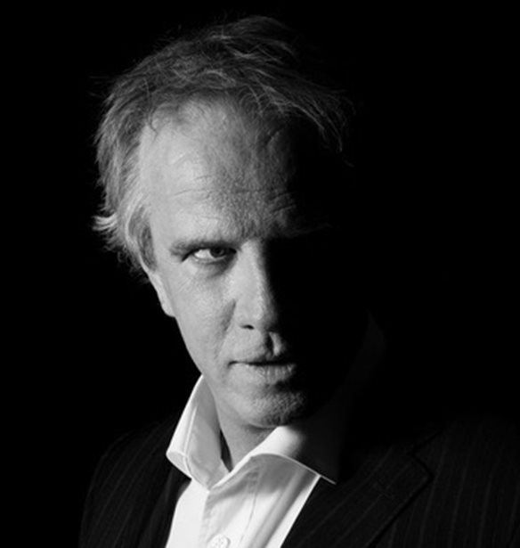 Christopher Lambert | &#x39F; &#x3B4;&#x3B9;&#x3B5;&#x3B8;&#x3BD;&#x3BF;&#x3CD;&#x3C2; &#x3C6;&#x3AE;&#x3BC;&#x3B7;&#x3C2; &#x3B7;&#x3B8;&#x3BF;&#x3C0;&#x3BF;&#x3B9;&#x3CC;&#x3C2; &#x3AD;&#x3C1;&#x3C7;&#x3B5;&#x3C4;&#x3B1;&#x3B9; &#x3C3;&#x3C4;&#x3B7;&#x3BD; &#x391;&#x3B8;&#x3AE;&#x3BD;&#x3B1;