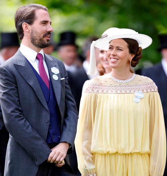 Nina Flohr - Φίλιππος Ντε Γκρες | Για lunch σε σαλέ στις Άλπεις με την καλύτερη παρέα