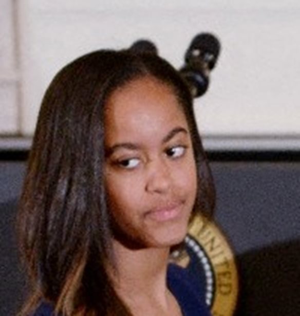 Malia Obama | &#x3A4;&#x3BF; &#x3BA;&#x3B1;&#x3BB;&#x3BB;&#x3B9;&#x3C4;&#x3B5;&#x3C7;&#x3BD;&#x3B9;&#x3BA;&#x3CC; &#x3C8;&#x3B5;&#x3C5;&#x3B4;&#x3CE;&#x3BD;&#x3C5;&#x3BC;&#x3BF; &#x3C0;&#x3BF;&#x3C5; &#x3C7;&#x3C1;&#x3B7;&#x3C3;&#x3B9;&#x3BC;&#x3BF;&#x3C0;&#x3BF;&#x3B9;&#x3B5;&#x3AF; &#x3B4;&#x3B5;&#x3BD; &#x3B1;&#x3C1;&#x3AD;&#x3C3;&#x3B5;&#x3B9; &#x3BA;&#x3B1;&#x3B9; &#x3C4;&#x3CC;&#x3C3;&#x3BF; &#x3C3;&#x3C4;&#x3BF;&#x3C5;&#x3C2; &#x3B8;&#x3B1;&#x3C5;&#x3BC;&#x3B1;&#x3C3;&#x3C4;&#x3AD;&#x3C2; &#x3C4;&#x3B7;&#x3C2;