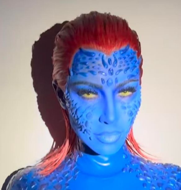 Halloween | &#x39F;&#x3B9; &#x3C0;&#x3B9;&#x3BF; &#x3B5;&#x3CD;&#x3C3;&#x3C4;&#x3BF;&#x3C7;&#x3B5;&#x3C2; &#x3BC;&#x3B5;&#x3C4;&#x3B1;&#x3BC;&#x3C6;&#x3B9;&#x3AD;&#x3C3;&#x3B5;&#x3B9;&#x3C2; &#x3C4;&#x3C9;&#x3BD; &#x3B4;&#x3B9;&#x3AC;&#x3C3;&#x3B7;&#x3BC;&#x3C9;&#x3BD; &#x3C4;&#x3BF;&#x3C5; Hollywood