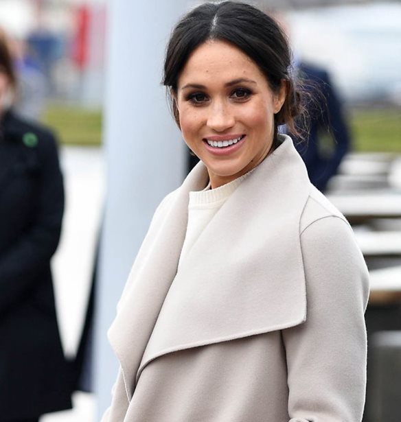 &#x39C;&#x3AC;&#x3B8;&#x3B5; &#x3C4;&#x3B1; &#x3C0;&#x3AC;&#x3BD;&#x3C4;&#x3B1; &#x3B3;&#x3B9;&#x3B1; &#x3C4;&#x3BF; little black dress &#x3C0;&#x3BF;&#x3C5; &#x3C6;&#x3CC;&#x3C1;&#x3B5;&#x3C3;&#x3B5; &#x3C7;&#x3B8;&#x3B5;&#x3C2; &#x3B7; Meghan Markle