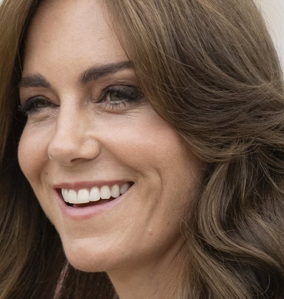 Kate Middleton | &#x3A4;&#x3BF; &#x3C6;&#x3B1;&#x3B3;&#x3B7;&#x3C4;&#x3CC; &#x3C0;&#x3BF;&#x3C5; &#x3C4;&#x3B7; &#x3B2;&#x3BF;&#x3B7;&#x3B8;&#x3AC; &#x3BD;&#x3B1; &#x3B4;&#x3B9;&#x3B1;&#x3C4;&#x3B7;&#x3C1;&#x3B5;&#x3AF; &#x3C4;&#x3B7; &#x3C3;&#x3B9;&#x3BB;&#x3BF;&#x3C5;&#x3AD;&#x3C4;&#x3B1; &#x3C4;&#x3B7;&#x3C2;