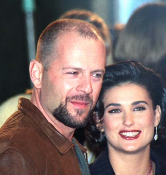 Demi Moore | &#x397; &#x3C3;&#x3C5;&#x3BC;&#x3B2;&#x3BF;&#x3C5;&#x3BB;&#x3AE; &#x3C0;&#x3BF;&#x3C5; &#x3AD;&#x3B4;&#x3C9;&#x3C3;&#x3B5; &#x3C3;&#x3C4;&#x3B9;&#x3C2; &#x3BA;&#x3CC;&#x3C1;&#x3B5;&#x3C2; &#x3C4;&#x3B7;&#x3C2; &#x3CC;&#x3C4;&#x3B1;&#x3BD; &#x3BF; Bruce Willis &#x3B4;&#x3B9;&#x3B1;&#x3B3;&#x3BD;&#x3CE;&#x3C3;&#x3C4;&#x3B7;&#x3BA;&#x3B5; &#x3BC;&#x3B5; &#x3B1;&#x3C6;&#x3B1;&#x3C3;&#x3AF;&#x3B1;