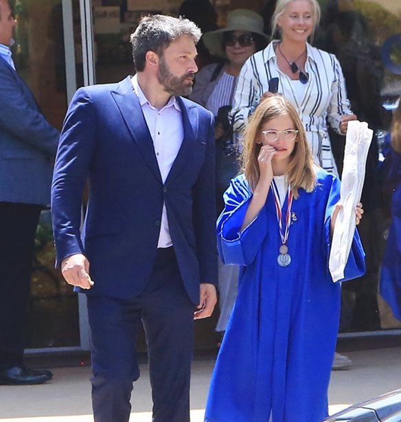 &#x3A0;&#x3BF;&#x3CD; &#x3B5;&#x3BD;&#x3C4;&#x3CC;&#x3C0;&#x3B9;&#x3C3;&#x3B5; &#x3BF; &#x3C6;&#x3C9;&#x3C4;&#x3BF;&#x3B3;&#x3C1;&#x3B1;&#x3C6;&#x3B9;&#x3BA;&#x3CC;&#x3C2; &#x3C6;&#x3B1;&#x3BA;&#x3CC;&#x3C2; &#x3C4;&#x3BF;&#x3BD; Ben Affleck &#x3BC;&#x3B5; &#x3C4;&#x3B7;&#x3BD; &#x3BA;&#x3CC;&#x3C1;&#x3B7; &#x3C4;&#x3BF;&#x3C5;;