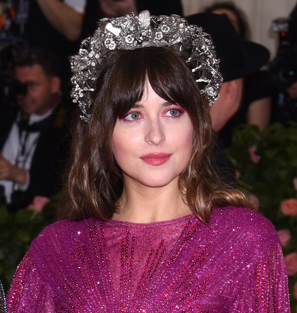 &#x397; Dakota Johnson &#x3B1;&#x3C0;&#x3AC;&#x3BD;&#x3C4;&#x3B7;&#x3C3;&#x3B5; &#x3B3;&#x3B9;&#x3B1; &#x3C4;&#x3BF; (&#x3B4;&#x3B9;&#x3AC;&#x3C3;&#x3B7;&#x3BC;&#x3BF;) &#x3BA;&#x3B5;&#x3BD;&#x3CC; &#x3C3;&#x3C4;&#x3B1; &#x3B4;&#x3CC;&#x3BD;&#x3C4;&#x3B9;&#x3B1; &#x3C4;&#x3B7;&#x3C2;